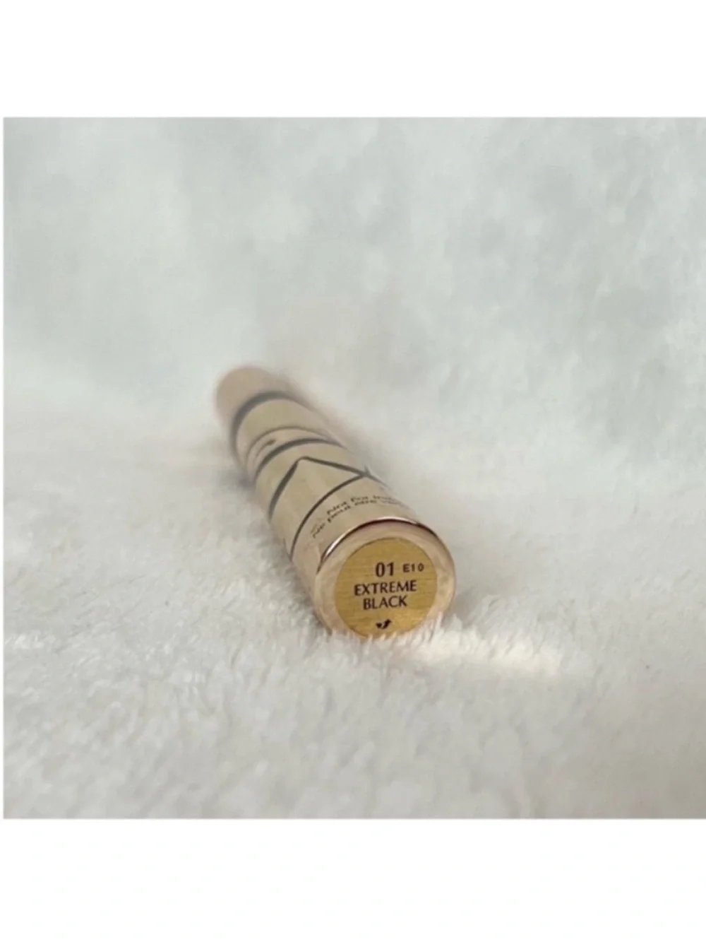 Estee Lauder Sumptuous Extreme Multiplying Mascara Extreme Black Full Size